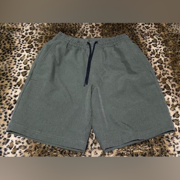 Men’s Small Army Green Stretchtech Shorts Super Nice Great Material - Picture 5 of 17